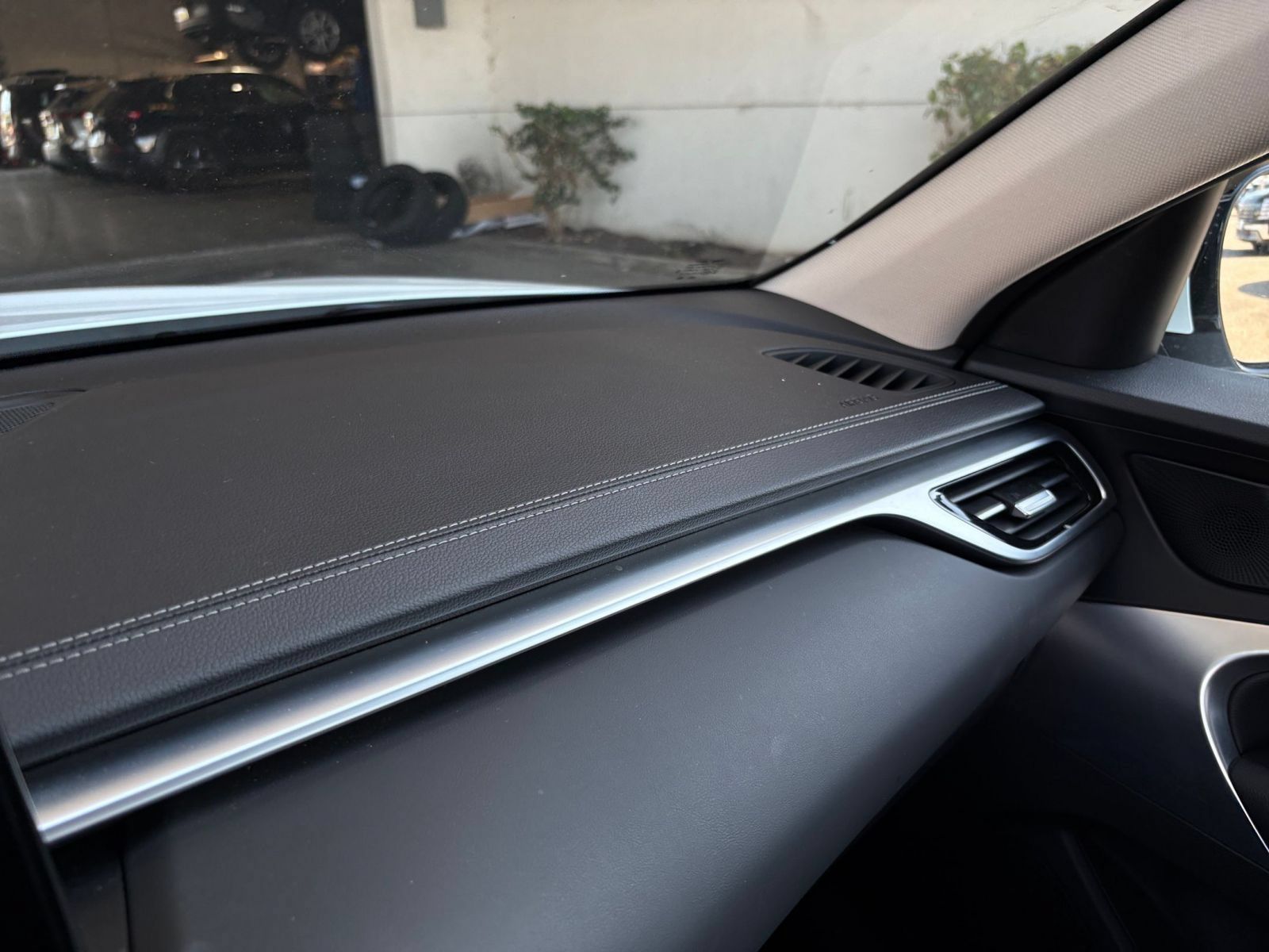 Used 2026 Genesis G70 2.5T RWD image 36