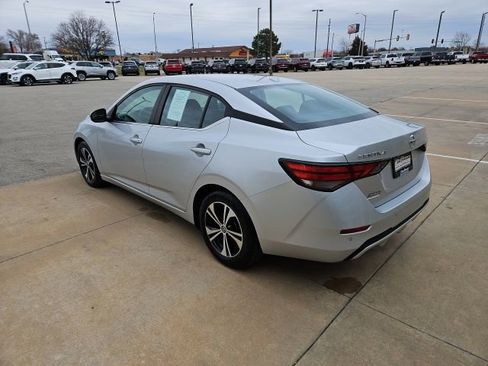 Used 2023 Nissan Sentra SV image 5