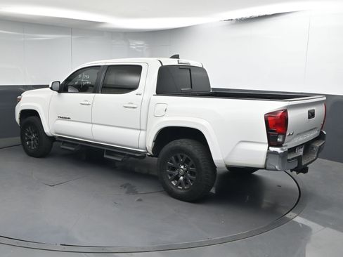 Used 2020 Toyota Tacoma SR5 image 6