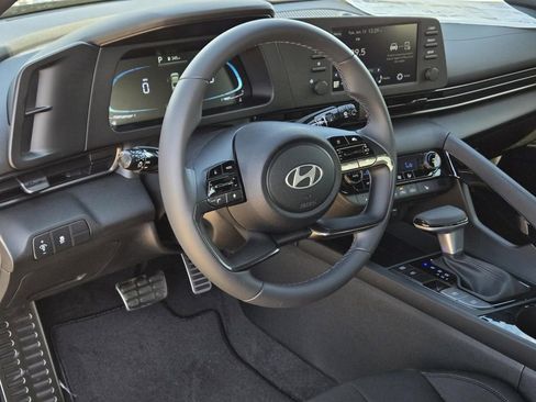 New 2026 Hyundai Elantra SEL Sport Premium FWD image 15