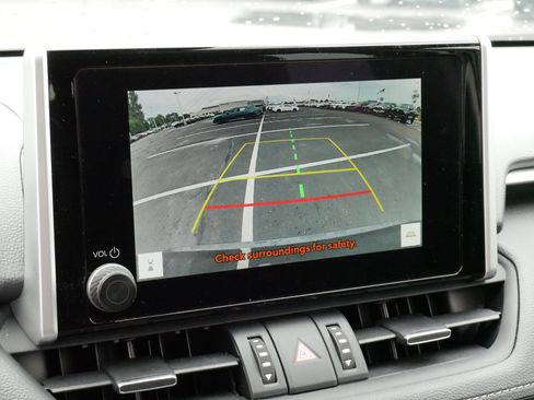 Certified 2025 Toyota RAV4 XLE Premium AWD/4WD image 29