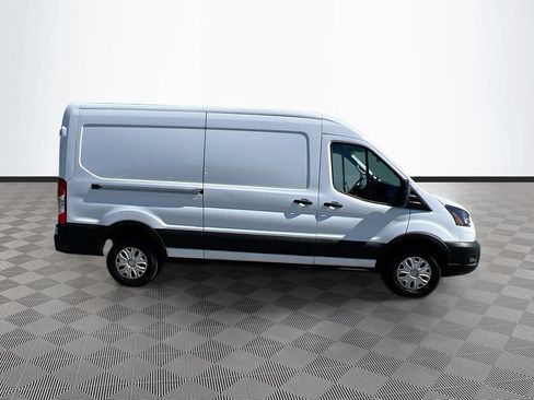 Used 2023 Ford E-Transit Medium Roof RWD image 8
