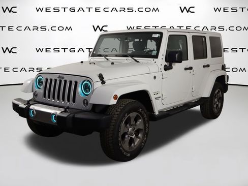 Used 2017 Jeep Wrangler Unlimited Sahara w/ Connectivity Group AWD/4WD image 1