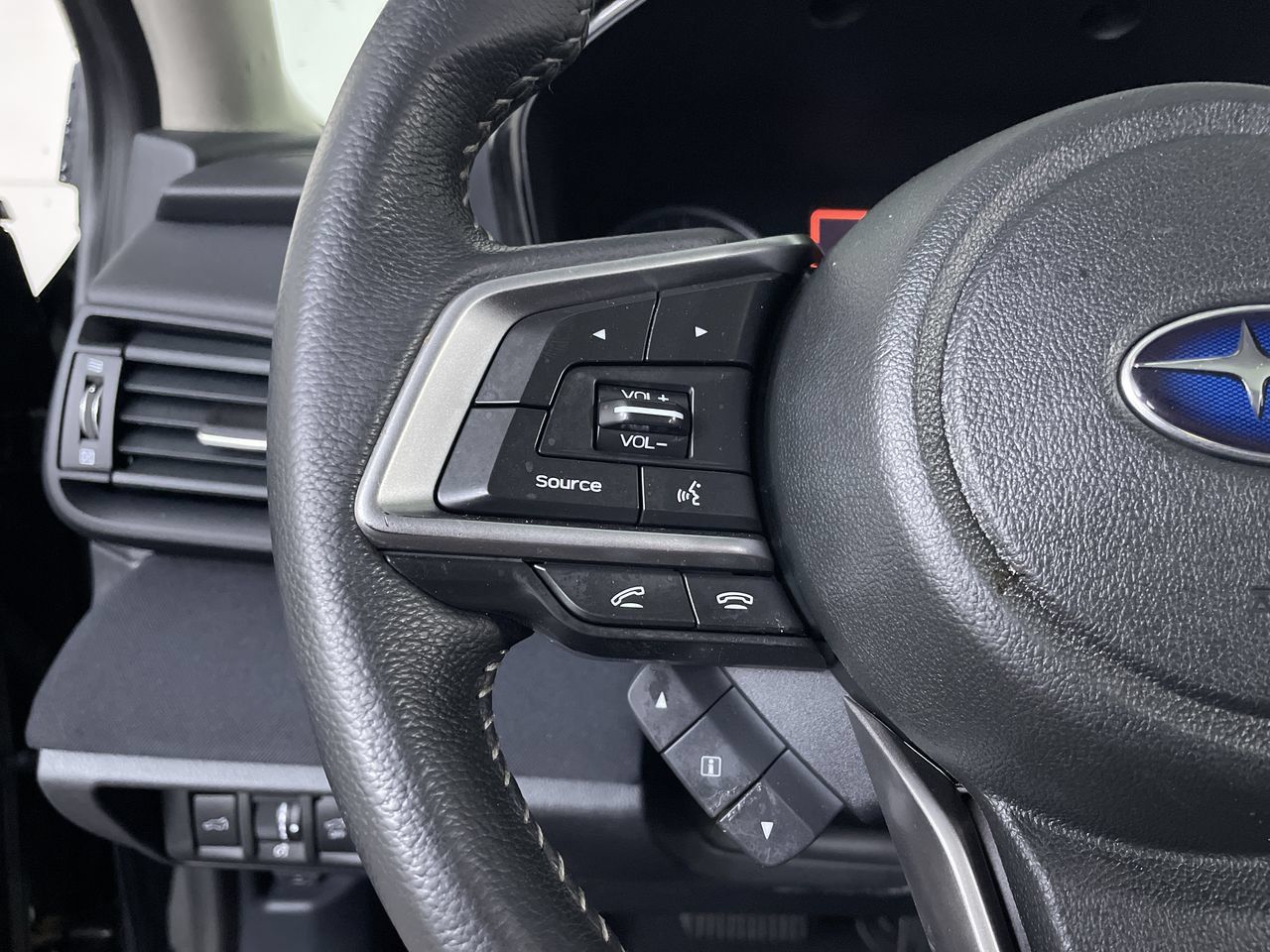 Used 2020 Subaru Outback Premium AWD/4WD image 27