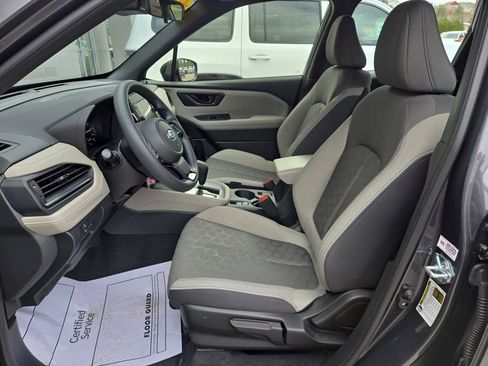 Used 2025 Subaru Forester image 14