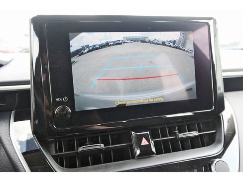 Used 2026 Toyota Corolla LE FWD image 20
