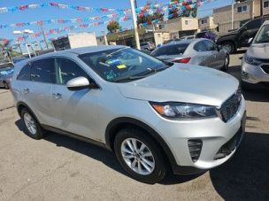 Used 2019 Kia Sorento AWD V6 image 2