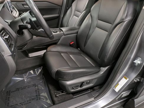 Used 2023 Nissan Rogue SV w/ SV Premium B Package image 10