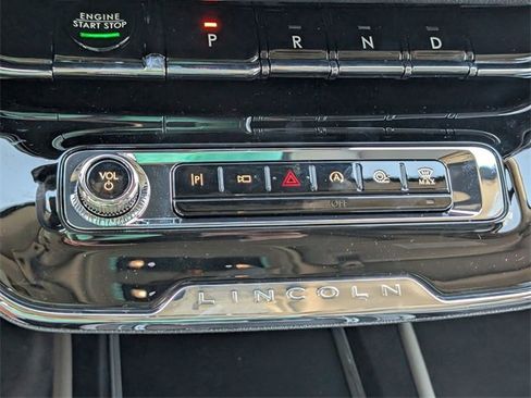 New 2025 Lincoln Corsair Premiere w/ Equipment Group 101A image 24