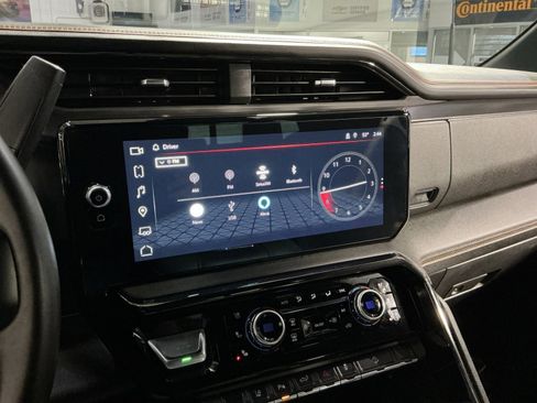 Used 2024 GMC Sierra 3500 AT4 w/ AT4 Premium Plus Package image 26