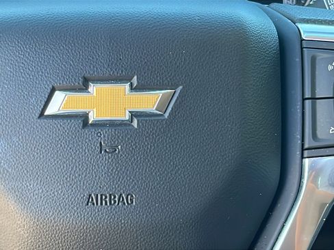 Used 2025 Chevrolet Blazer LT image 17