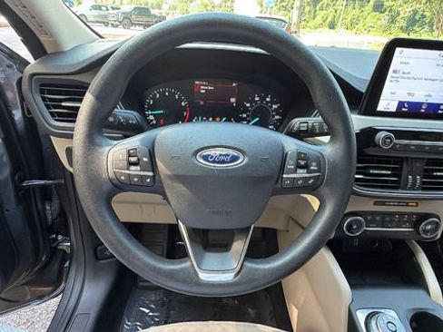 Certified 2020 Ford Escape SE FWD image 23