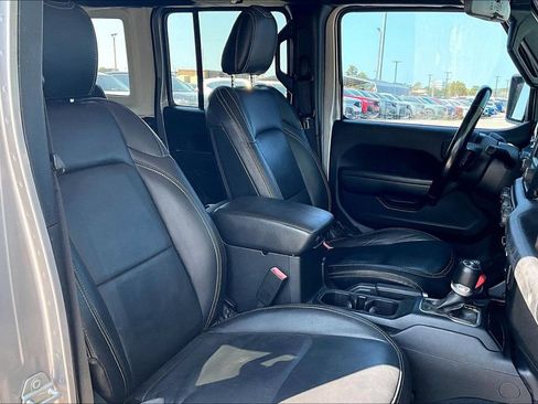 Used 2020 Jeep Wrangler Unlimited Sport S AWD/4WD image 9