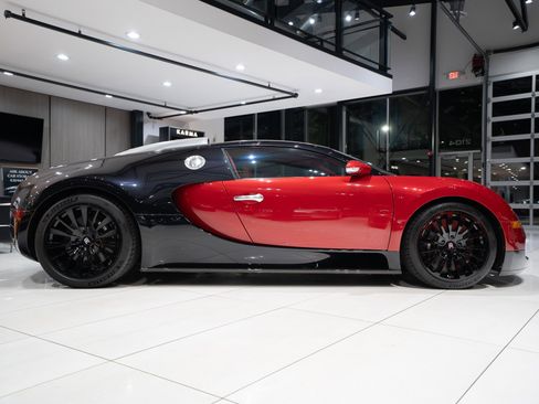 Used 2008 Bugatti Veyron AWD/4WD image 43