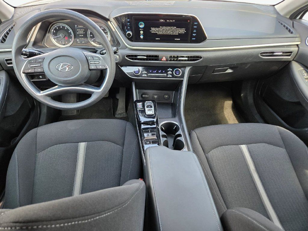 Certified 2023 Hyundai Sonata SEL w/ Preferred Accessory Package FWD image 18