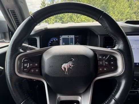 Used 2024 Ford Bronco Black Diamond AWD/4WD image 11