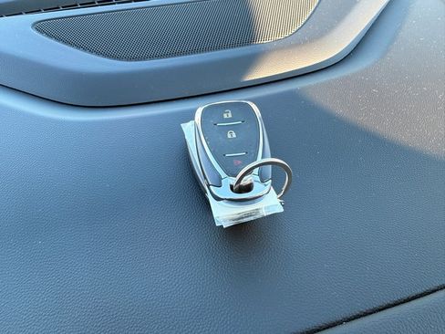 Used 2020 Chevrolet Blazer LT image 34