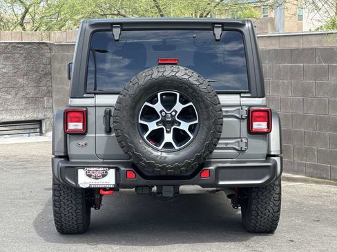 Used 2022 Jeep Wrangler Rubicon AWD/4WD image 7