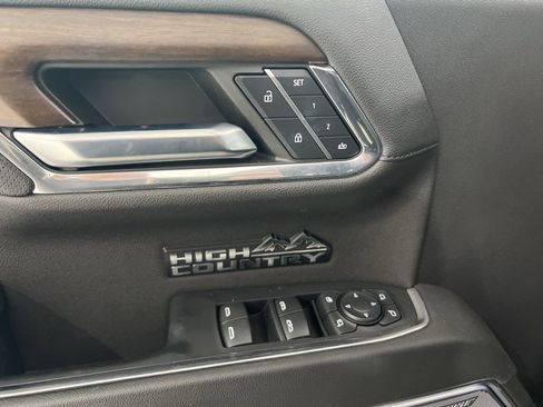 Used 2023 Chevrolet Silverado 1500 High Country w/ High Country Premium Package image 22