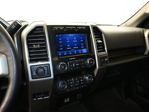 Certified 2020 Ford F150 Lariat w/ FX4 Off-Road Package image 18