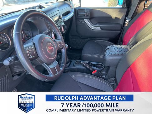 Used 2015 Jeep Wrangler Sahara image 10