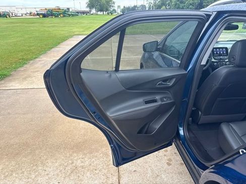 Used 2020 Chevrolet Equinox Premier AWD/4WD image 15
