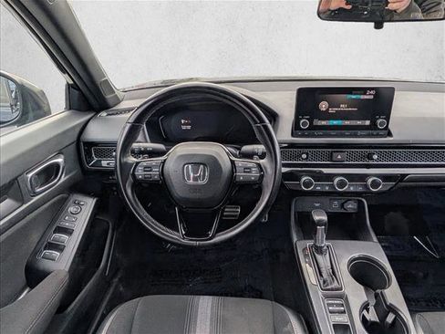 Used 2022 Honda Civic Sport image 10