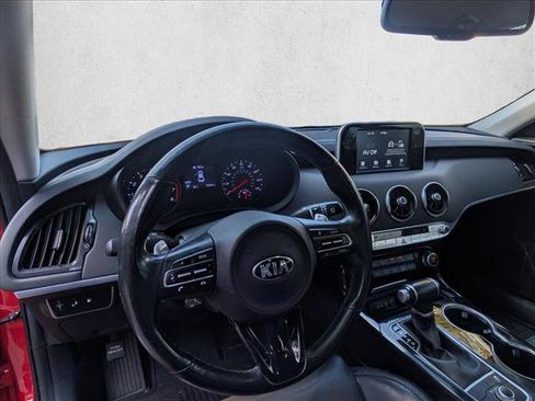 Used 2019 Kia Stinger AWD/4WD image 10