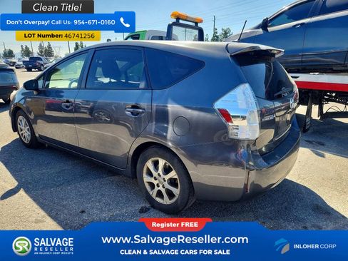 Used 2013 Toyota Prius V Three image 3