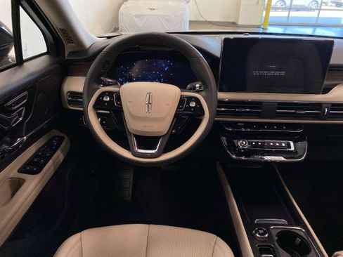 New 2025 Lincoln Corsair Reserve w/ Jet Appearance Package image 11