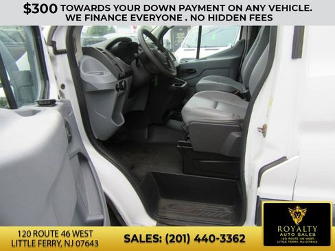 Used 2015 Ford Transit 250 130 Low Roof image 17