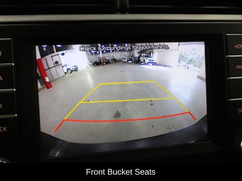 Used 2020 Kia Soul LX image 8