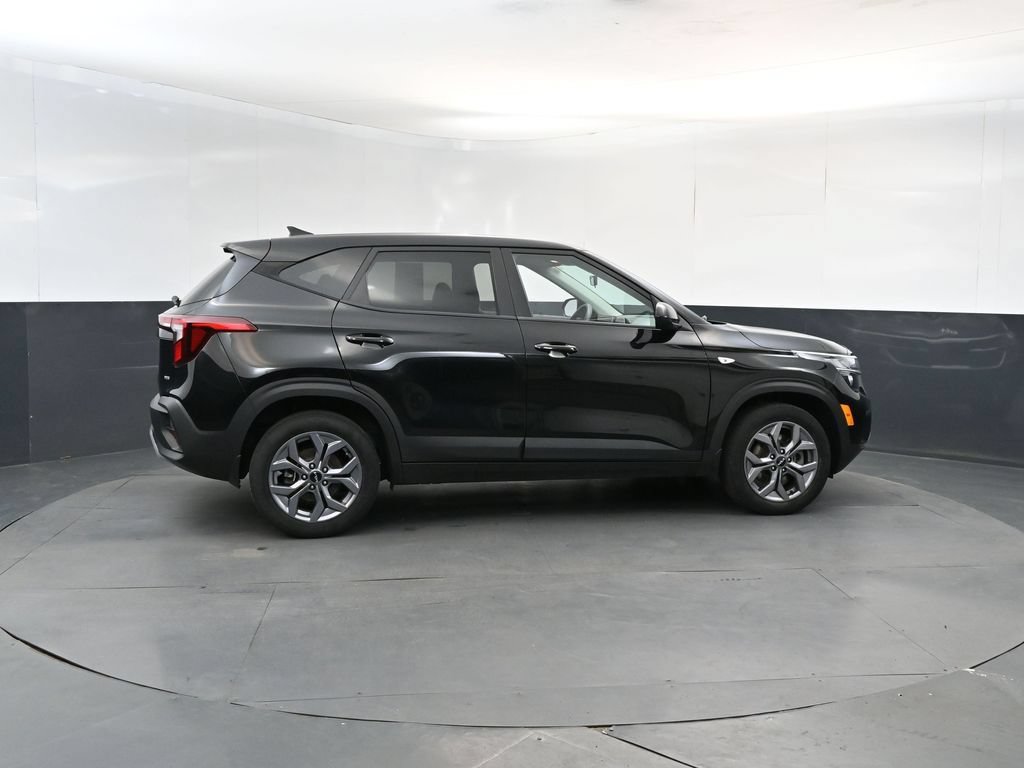 Certified 2024 Kia Seltos LX AWD/4WD image 6