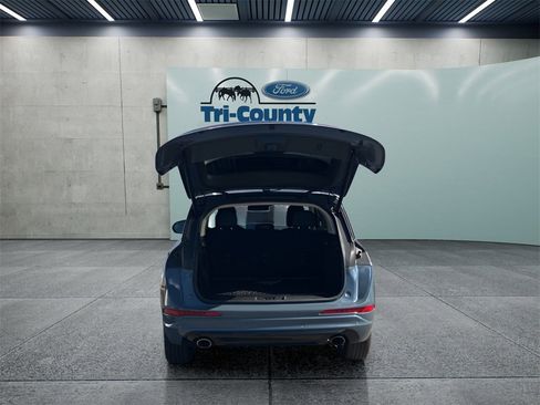 Used 2024 Lincoln Corsair Grand Touring image 38