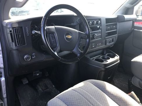 Certified 2021 Chevrolet Express 2500 LT w/ LT Preferred Equipment Group image 3