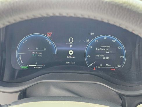 Certified 2025 Toyota Sienna Platinum AWD/4WD image 24