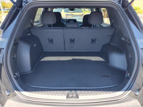 New 2026 Chevrolet Equinox LT w/ Safety and Technology Package FWD image 8