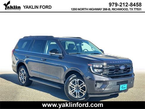 New 2025 Ford Expedition Active image 1