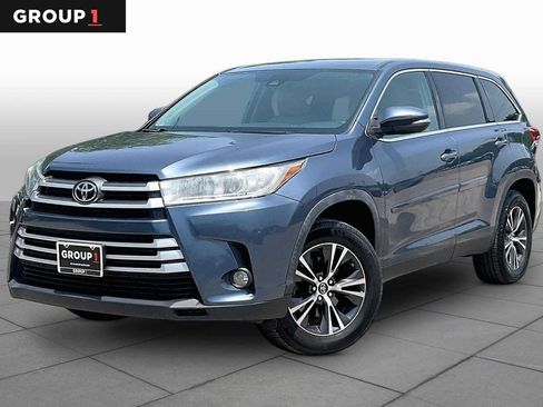 Used 2019 Toyota Highlander Plus FWD image 1