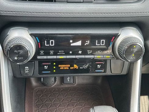 Used 2021 Toyota RAV4 Limited w/ Limited Grade Weather Package AWD/4WD image 24