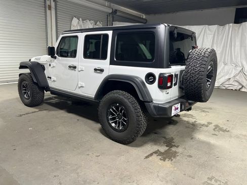 Used 2026 Jeep Wrangler Unlimited Sport AWD/4WD image 5