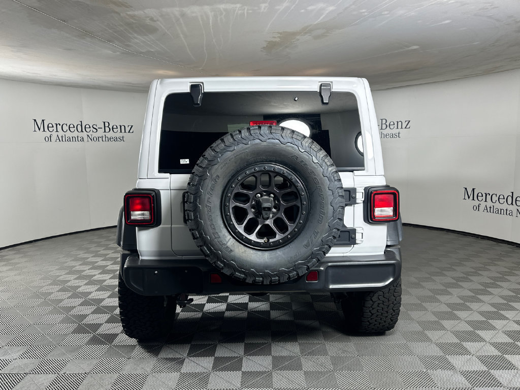 Used 2022 Jeep Wrangler Unlimited Sport w/ Xtreme Recon 35" Tire Package AWD/4WD image 6