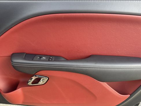 Used 2023 Dodge Challenger SRT Hellcat image 9