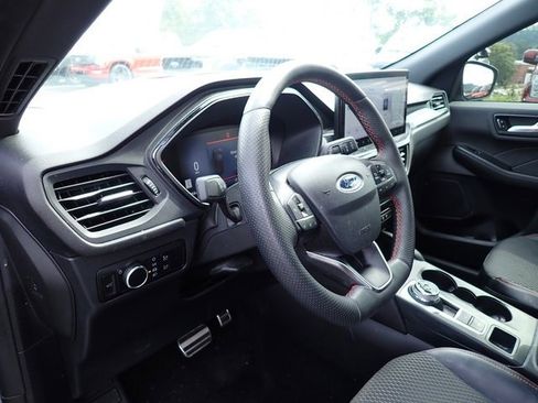 Certified 2023 Ford Escape ST-Line w/ Tech Pack #1 image 14