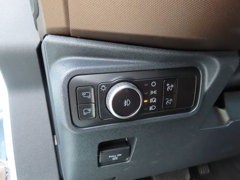 Used 2023 Ford Bronco Heritage Edition AWD/4WD image 18