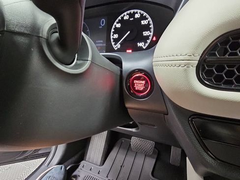 New 2027 Honda HR-V LX image 22