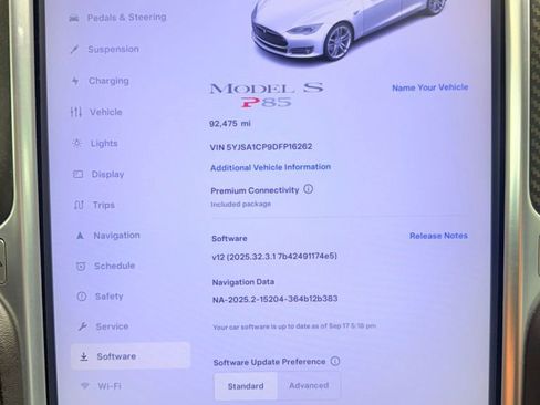 Used 2013 Tesla Model S Performance image 19