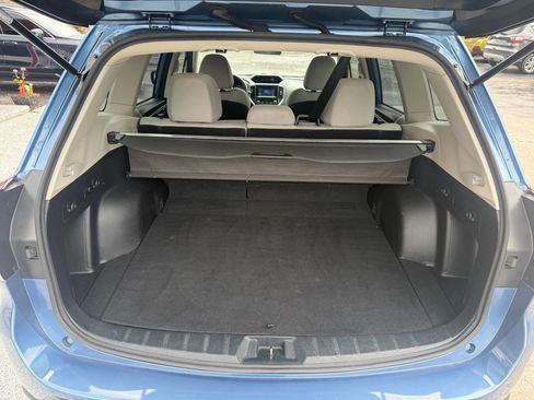 Used 2022 Subaru Forester AWD/4WD image 9