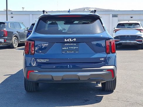Certified 2024 Kia Sorento SX image 5