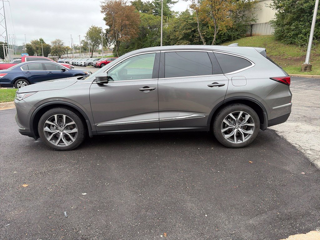 Certified 2024 Acura MDX w/ Technology Package AWD/4WD image 8